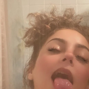 Video by footprincessx1 published on July 23,2023 05:31:00 - BestThots