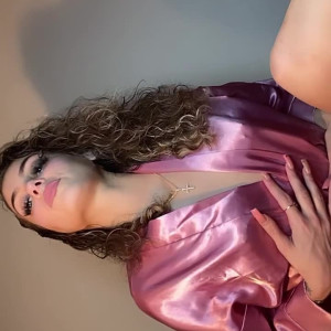 Video by footprincessx1 published on April 25,2023 02:01:00 - BestThots