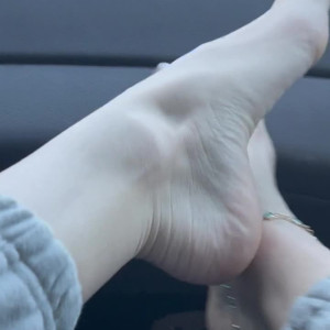 Video by footprincessx1 published on March 9,2023 16:31:00 - BestThots
