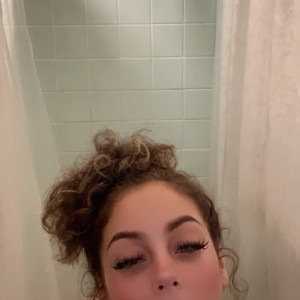 Video by footprincessx1 published on April 15,2023 06:50:00 - BestThots