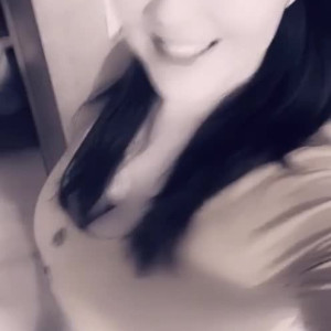 Video by cherrybmodeluk published on March 28,2023 06:45:00 - BestThots