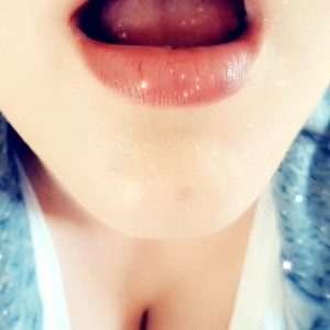 Video by cherrybmodeluk published on April 19,2023 14:25:00 - BestThots