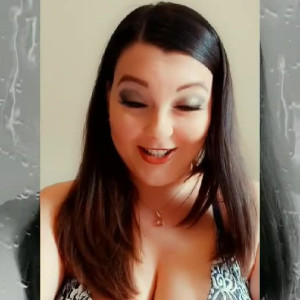 Video by cherrybmodeluk published on June 3,2023 20:07:00 - BestThots