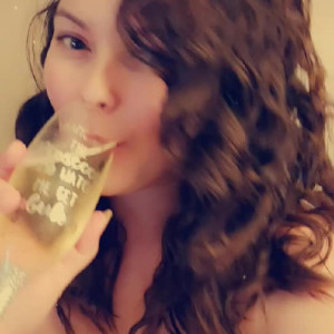 Video by cherrybmodeluk published on May 4,2023 20:00:00 - BestThots