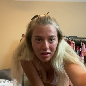 Video by blakeblossomxxx published on March 18,2023 10:45:00 - BestThots