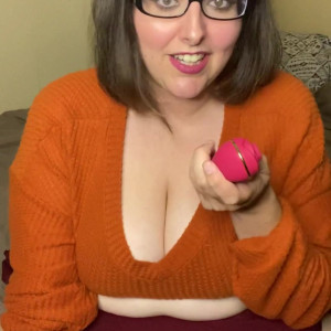 Video by bigladylonglegs published on March 13,2023 13:10:00 - BestThots
