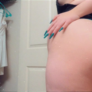 blossombrattxxx #4585280