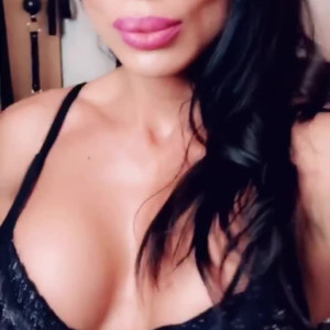 Video by alesyamuscledoll published on May 26,2023 23:26:00 - BestThots