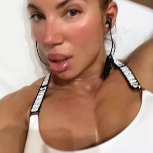 Video by alesyamuscledoll published on May 29,2023 18:08:00 - BestThots