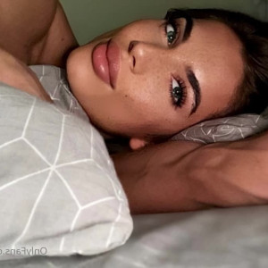 Video by alesyamuscledoll published on April 22,2023 14:17:00 - BestThots