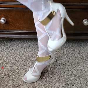 Video by hotwifevenessa published on March 26,2023 20:33:00 - BestThots