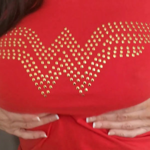 Video by hotwifevenessa published on July 31,2023 21:02:00 - BestThots