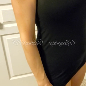 Video by hotwifevenessa published on March 28,2023 22:37:00 - BestThots
