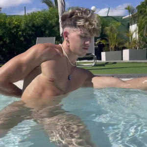 Video by yarik1 published on April 14,2023 16:00:00 - BestThots