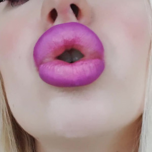 Video by vivianrosefree published on April 16,2023 21:51:00 - BestThots