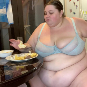 Video by mamahorker published on May 17,2023 09:55:00 - BestThots