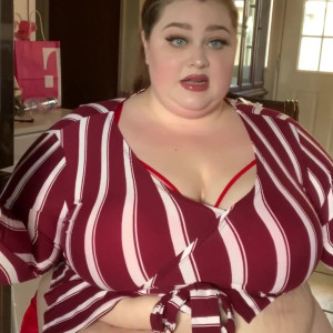 Video by mamahorker published on June 21,2023 13:39:00 - BestThots