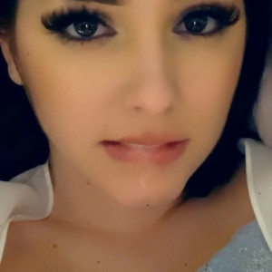 Video by mamiii111 published on May 21,2023 18:45:00 - BestThots