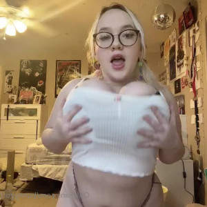 Video by bunnygorll published on April 22,2023 20:03:00 - BestThots