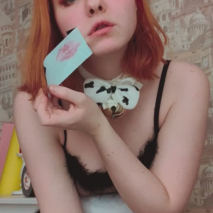 Video by lilslvkitten published on March 6,2023 21:08:00 - BestThots