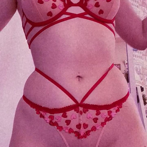 Video by lilslvkitten published on May 27,2023 12:37:00 - BestThots