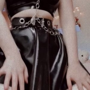 Video by lilslvkitten published on May 5,2023 16:15:00 - BestThots