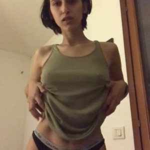 jemahug_ #5458825