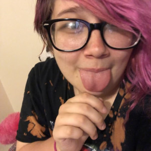 hannah_horn #4312656