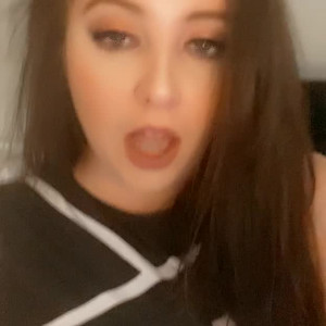 ava_hadley #3274039