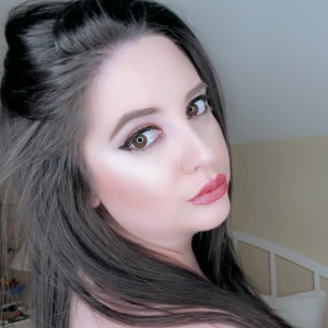 ava_hadley #3274099