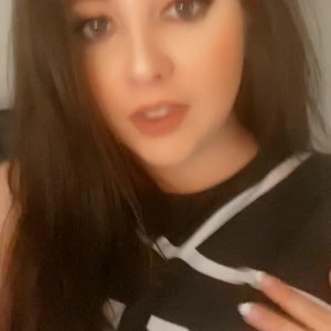 ava_hadley #4125488