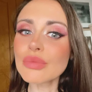 Video by babe_beex published on June 20,2023 04:30:00 - BestThots