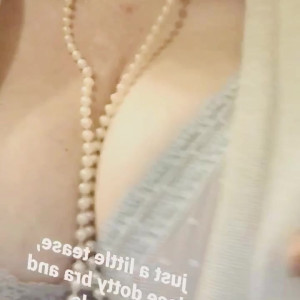 Video by courtesananna published on June 23,2023 10:04:00 - BestThots