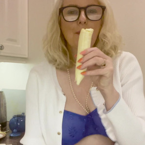 Video by courtesananna published on August 17,2023 18:44:00 - BestThots