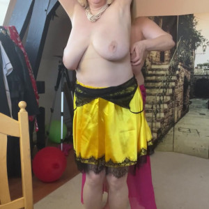 Video by courtesananna published on March 13,2023 00:02:00 - BestThots