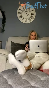 Video by goddesssuzie26 published on January 18,2025 13:02:17 - BestThots