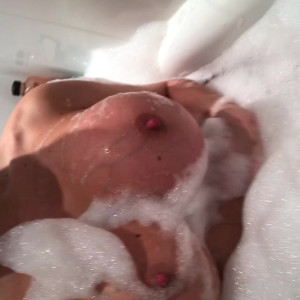 Video by jasminejae_vip published on April 16,2023 14:18:00 - BestThots