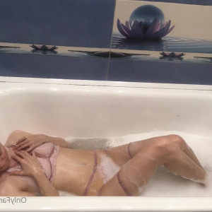 Video by priestess_tenar published on March 18,2023 08:38:00 - BestThots