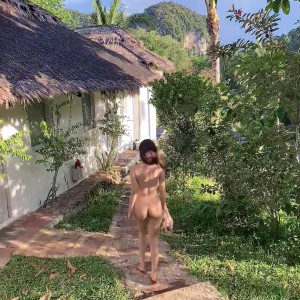 Video by kkimkkimmy published on April 21,2023 11:10:00 - BestThots