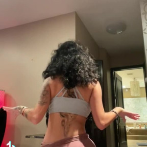 Video by malutrevejo18 published on March 8,2023 17:42:00 - BestThots