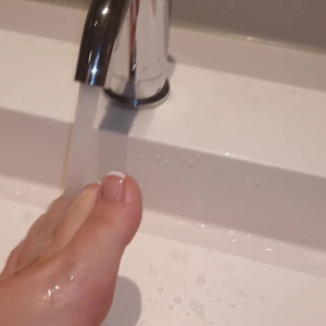 Video by deliciousdutchfeet published on April 5,2023 23:05:00 - BestThots
