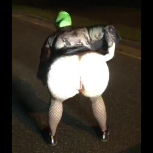 Video by bustybigbooty published on April 19,2023 06:47:00 - BestThots