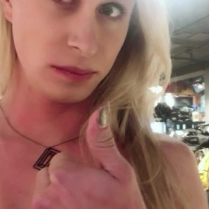 Video by nikkivicious published on April 20,2023 23:15:00 - BestThots