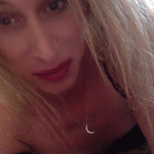 Video by nikkivicious published on April 27,2023 21:18:00 - BestThots