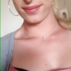 Video by nikkivicious published on May 8,2023 19:49:00 - BestThots