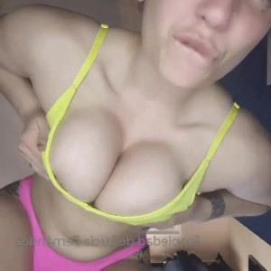 Video by luciafernandez published on March 18,2023 14:21:00 - BestThots