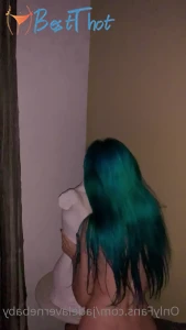 Video by jadelavernebaby published on January 17,2025 08:00:31 - BestThots