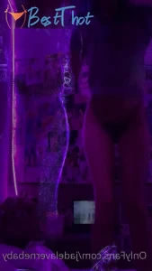 Video by jadelavernebaby published on January 17,2025 08:00:43 - BestThots