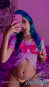 Video by jadelavernebaby published on January 17,2025 08:00:51 - BestThots