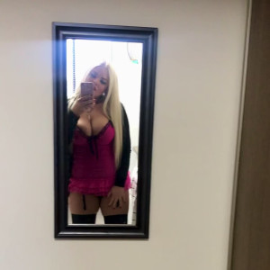 Video by curvaceous_barbie published on April 11,2023 23:00:00 - BestThots